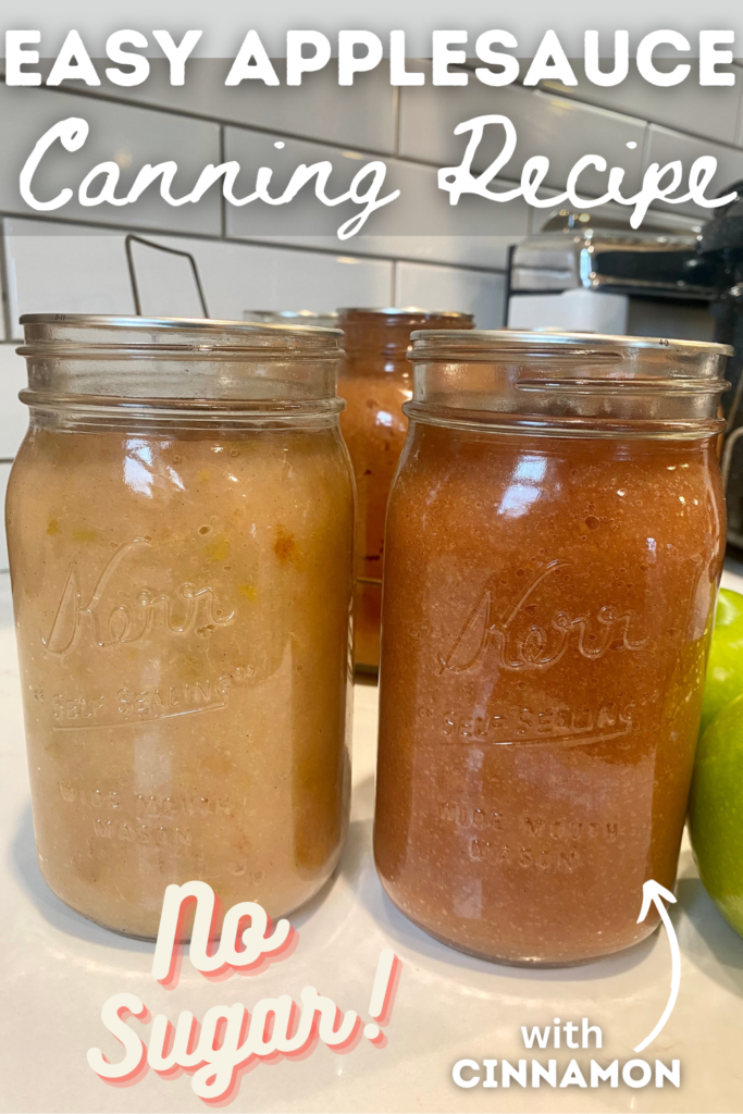 applesauce canning recipe in jars with text that say no sugar and with cinnamon with an arrow pointing to the jar with cinnamon added