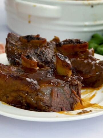 bbq beef short ribs on plate sliced