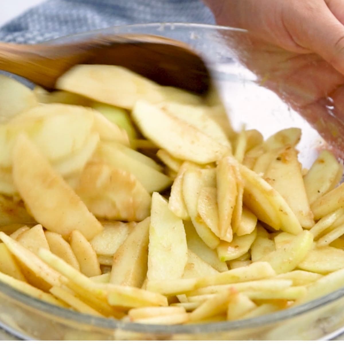 seasoned apples for Juliea's apple pie recipe