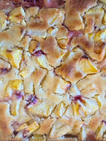 close up of sourdough peach cobbler