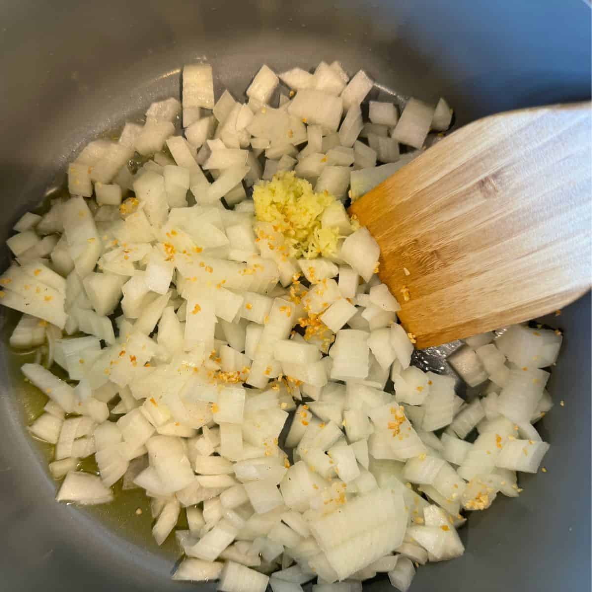 sauté onion garlic and ginger in oil