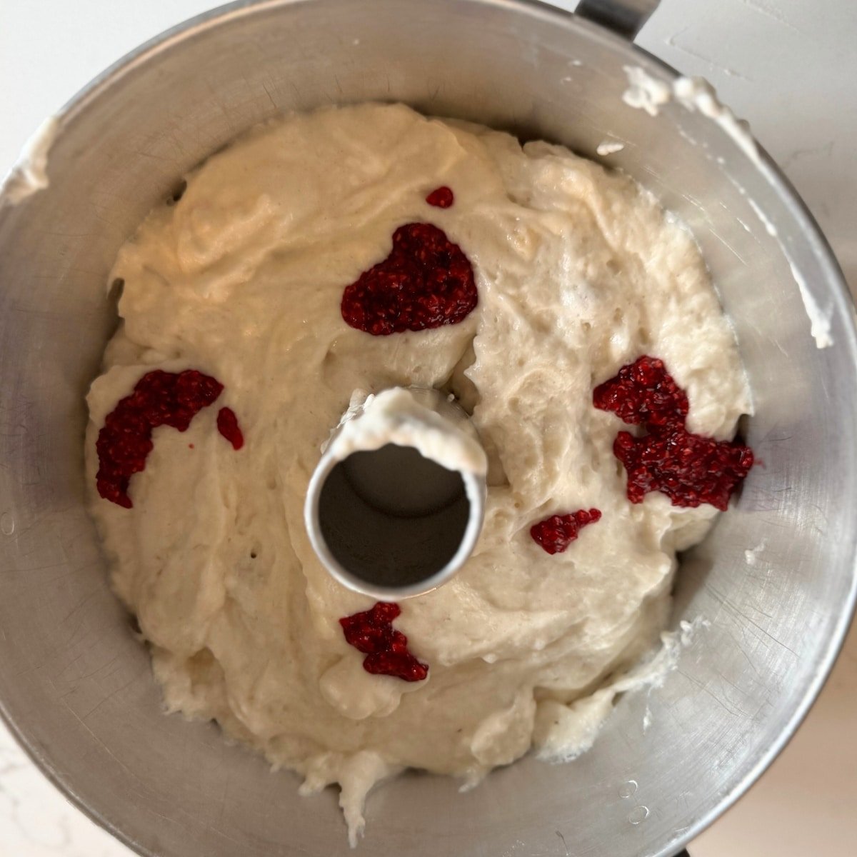 adding raspberry swirl to meringue batter