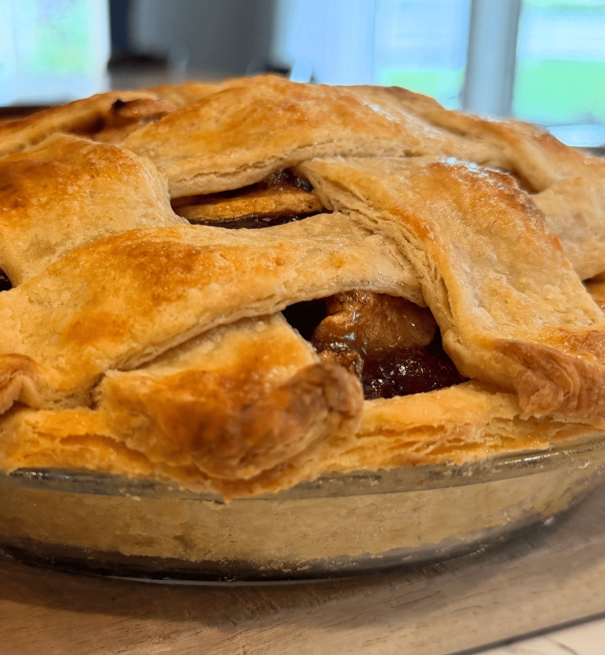 flaky pie crust up close